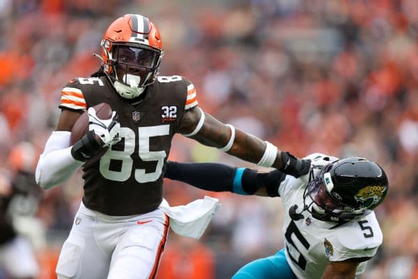 Veteran TE David Njoku confirms his Browns tenure is over