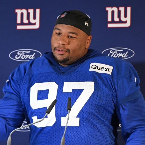 Sources: Giants' contract talks with Lawrence reach impasse